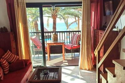 Sea view Luxury apartment. 2 bedroom