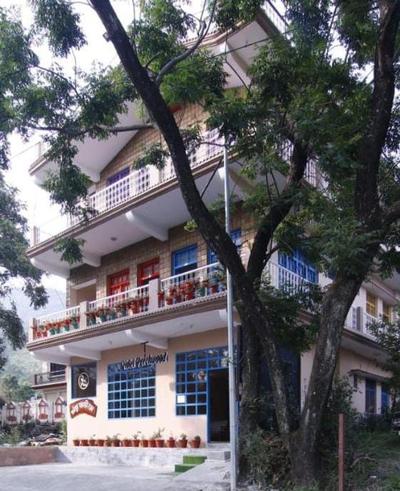 Hotel perchwood ,Bhimtal.Naukuchiyatal