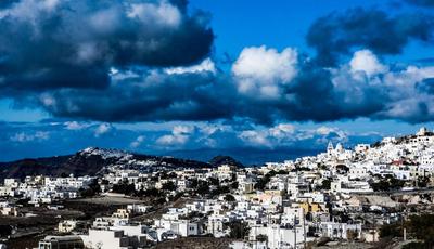 ENA suites Santorini