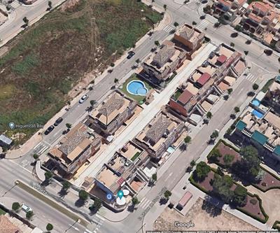 Bungalow planta baja con amplia terraza 120m2 residencial privado con piscina