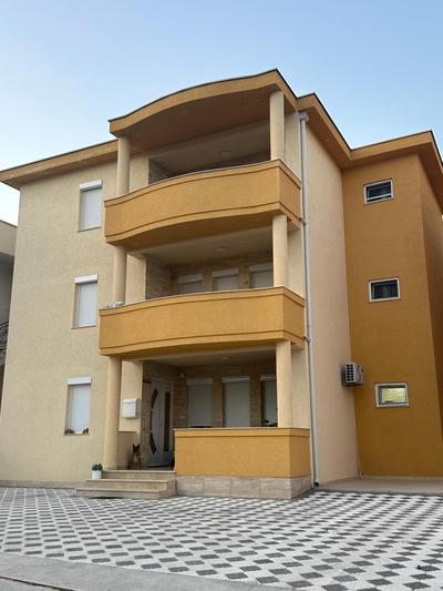 Apartments Edona