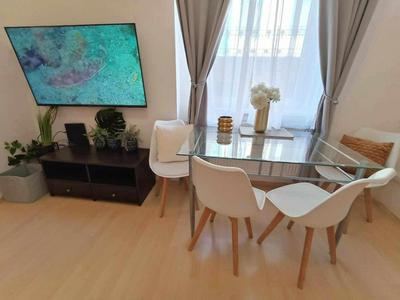 Trendy 2 Room Flat near Corvin Mall with Garage