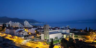 BoB Luxury Design & Sea View Apartment