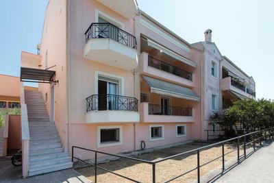 Beautiful Corfu Villa Kaylee Apartment 1 Bedroom Contemporary Interior and Close to Serene Location Kanoni