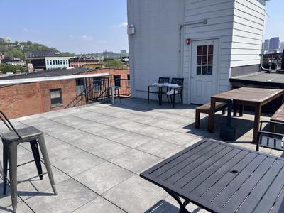 BUBBLES FANTASY SUITE Explore OTR and Rhinegeist
