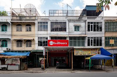 RedDoorz Near RSUD Dr Pringadi Medan 3