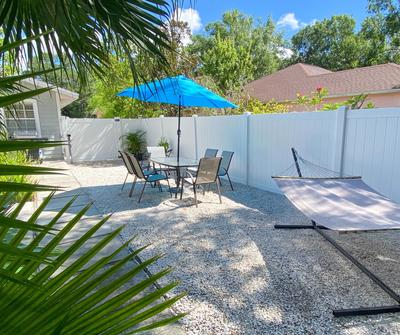 Tropical and Tranquil Bradenton Hideaway