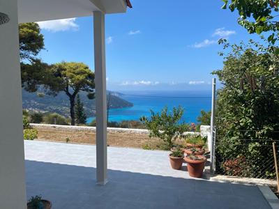 Tranquil sea view villa