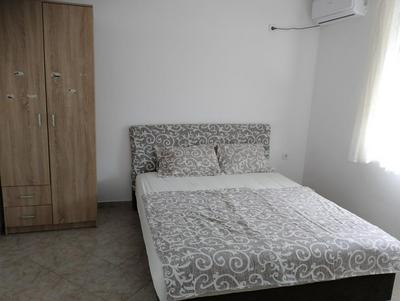 Mica apartmani