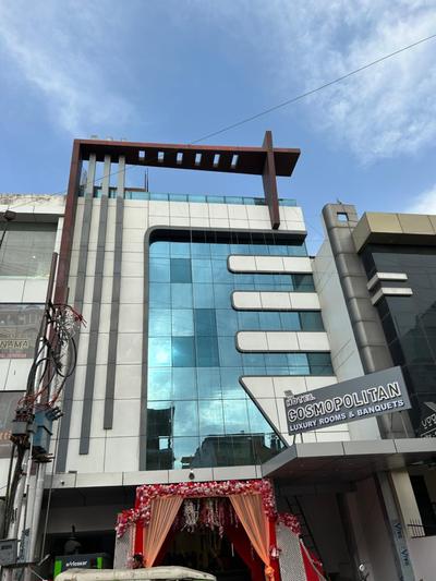 Hotel Cosmopolitan Rooms & Banquet