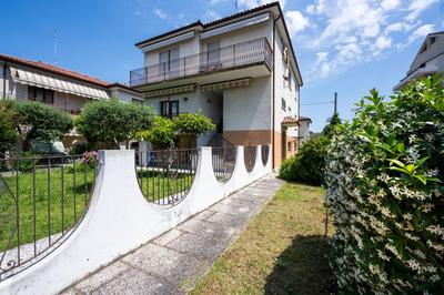 Casa 94 - Bright apartment, 15min from Venice
