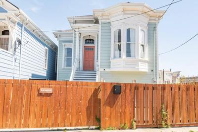 Renovated Historic House minutes from SF!