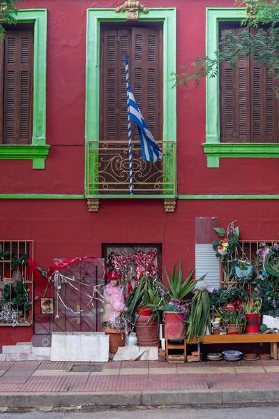 Comfy 2 Bedroom Apartment with Balcony in Athens