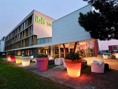 ibis Styles Nantes Reze Aéroport