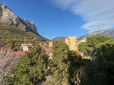 Casa vacanze Attico sul lago di Lecco, a due passi dal centro con posto auto