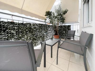 Grace and Charm: comfy studio apartment in Koukaki, Athens