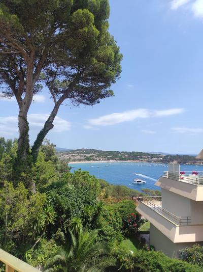 EXCLUSIVO APARTAMENTO FRENTE MAR EN S'AGARO, Piramides