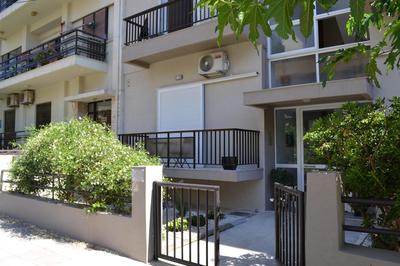 JasmineStay - Two bedroom apartments with backyard