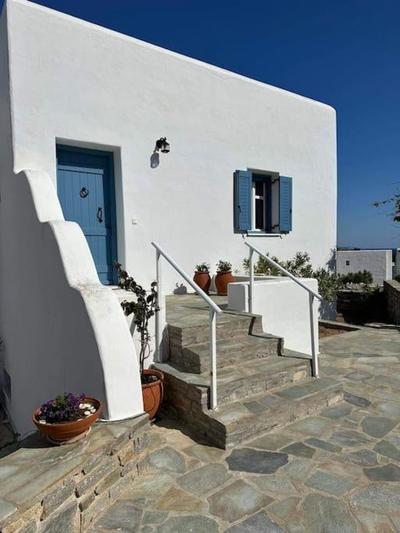 Serene, spacious Paros getaway