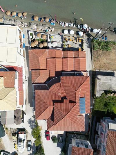 C'est La Vie Rooms and Suites