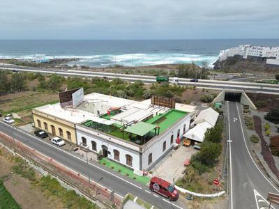 Atlantis Surf Hostel