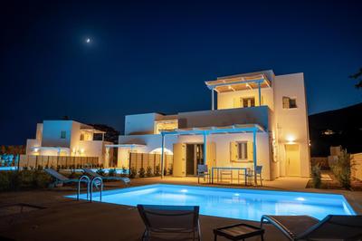 Twin Suns Luxury Villas