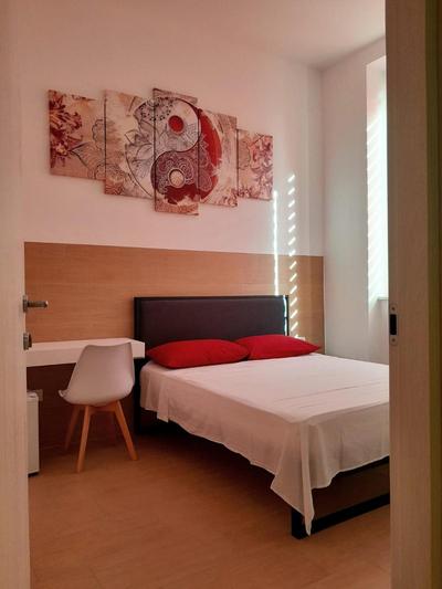 Piazza Teatro Apartments & Rooms