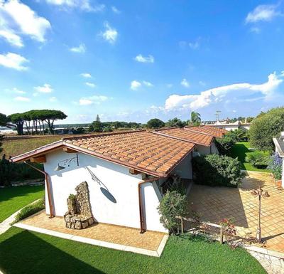 La Casa Rotta