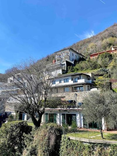 VILLA ROBERTO superbe vue lac, roof top et jardin privés