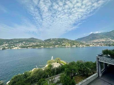 Como Lake View AC and Garage