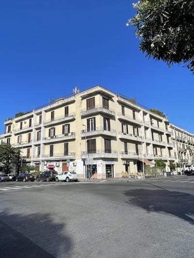 ISOLA - Smart ApartHotel