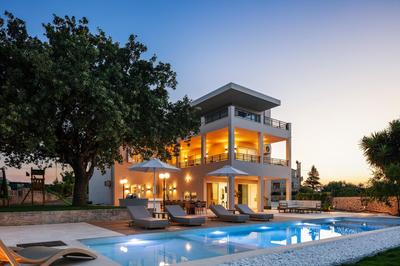Tree Life Residence