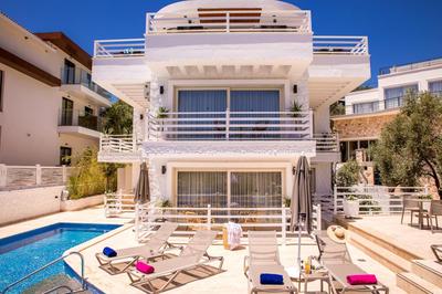 Kalkan Saray Suites Hotel