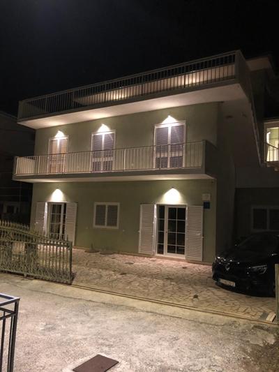 Seaview apartments