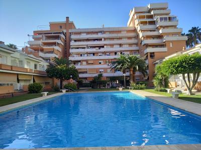 Apartamento en Playa de Gandia con piscina