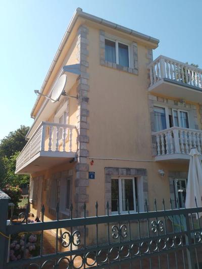 Krasici Sunhouse