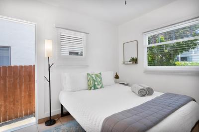 Cactus Room - Private Entrance