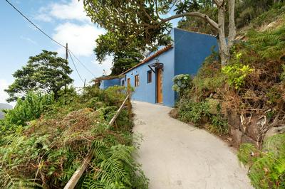 Casa Azul del Roque Negro