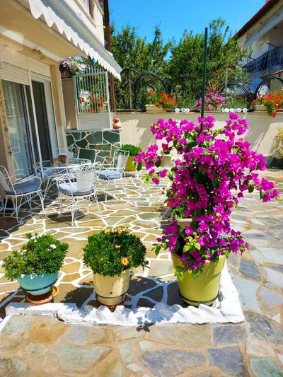 Maria's Garden House