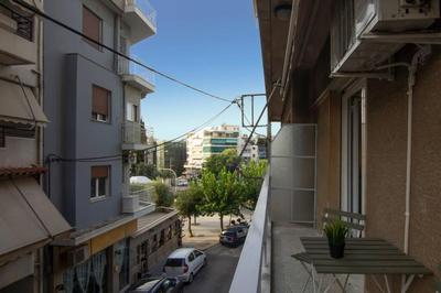 Comfy Athenian 1BD Apt next to Neos Kosmos Metro