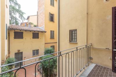 Ubaldini House, Bologna By Short Holidays