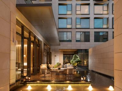 Joyze Hotel Xiamen, Curio Collection By Hilton