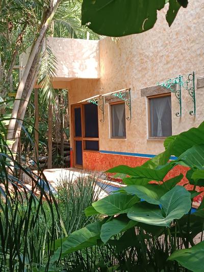 Jungle Lodge CANCUN AEROPUERTO