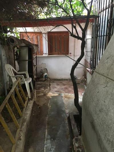 Big house with garden Near metro station ilioupoli