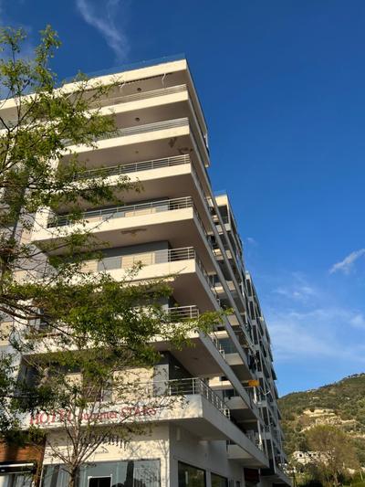 Positive Vibes apartment
