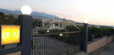 Angel House Apartment