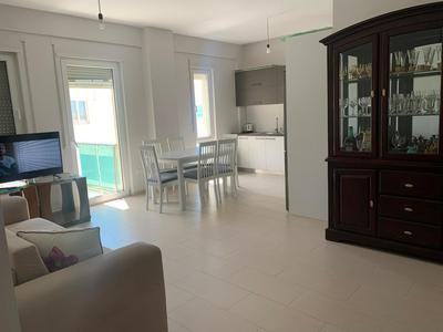 Lovely and spacious 2-bed room home in great location