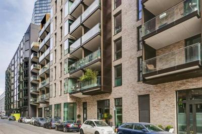 Luxurious Penthouse, Expansive Wrap-Around Terrace