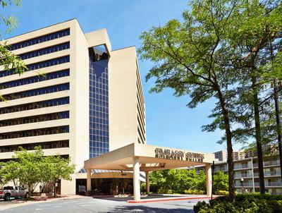 Embassy Suites by Hilton Crystal City National Airport