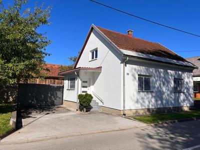 Apartman Žanić Ogulin with pool and jacuzzy